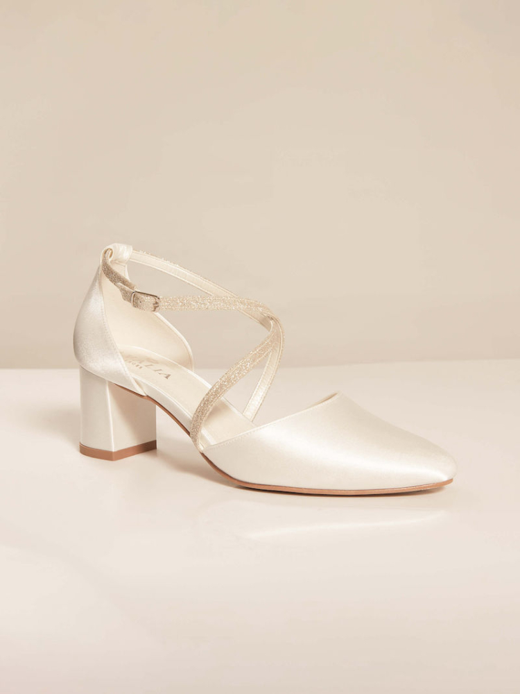 Avalia Daga Wedding Shoes main product photo