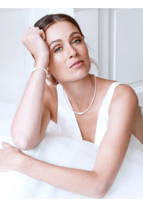 Abrazi Elizabeth Necklace