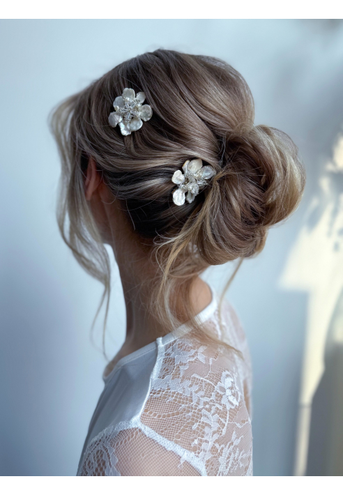 Sally Jane Bridal Lilly Hairclip Silver ()