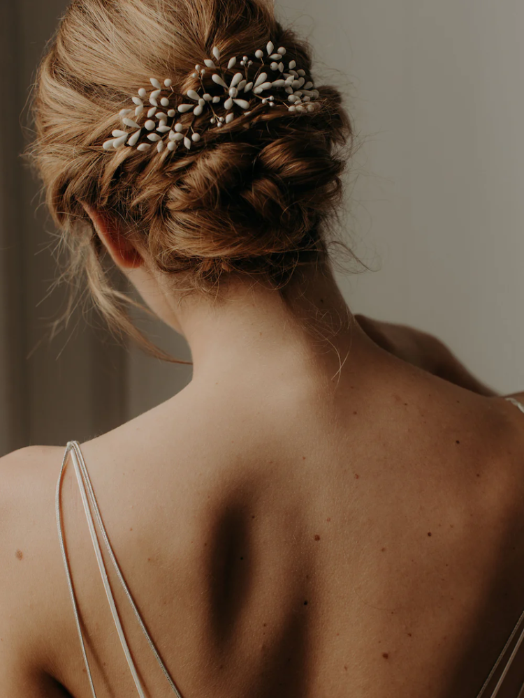 Lizeron Daphne Hair Comb White main product photo