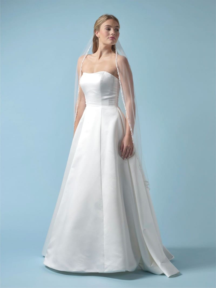 Poirier S430-120-SOFT Veil Pearls & Sequins Edge - 120 cm main product photo